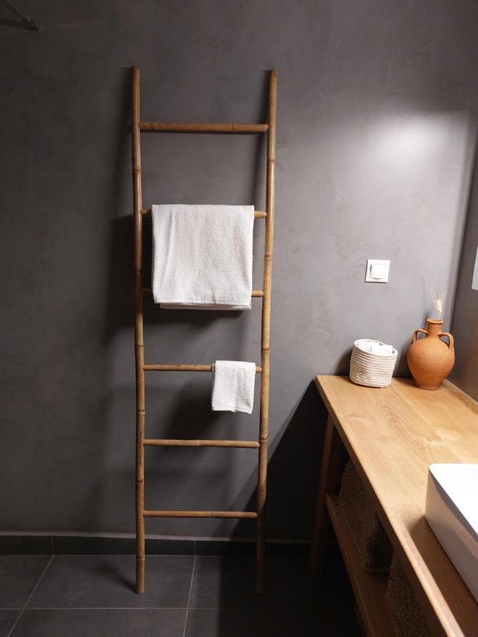 Christina-Anna Athens City Center Walking Distance To Everywhere And Acropolis, In One Of The Most Favorable Locations By National Gardens And Zoo, Hellenic Parliament In Syntagma And Stylish Exquisite Kolonaki Cozy Renovated Apartment ภายนอก รูปภาพ
