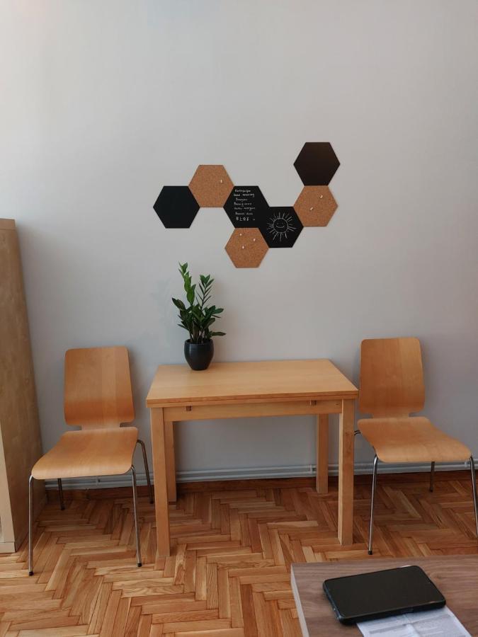 Christina-Anna Athens City Center Walking Distance To Everywhere And Acropolis, In One Of The Most Favorable Locations By National Gardens And Zoo, Hellenic Parliament In Syntagma And Stylish Exquisite Kolonaki Cozy Renovated Apartment ภายนอก รูปภาพ